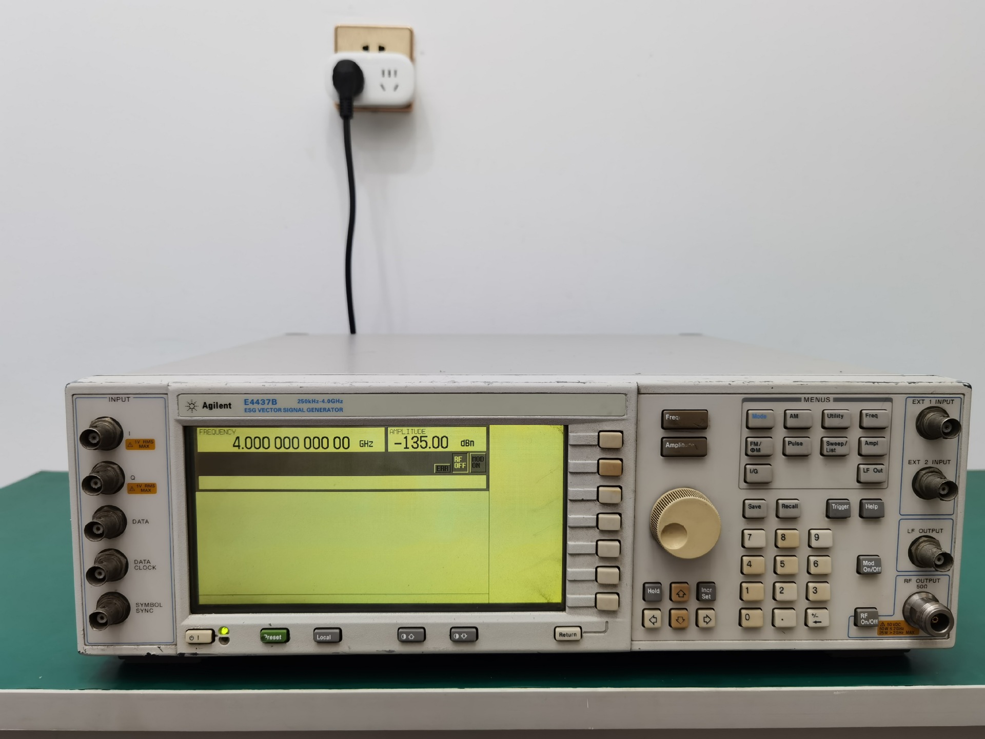 E4436B (1).jpg