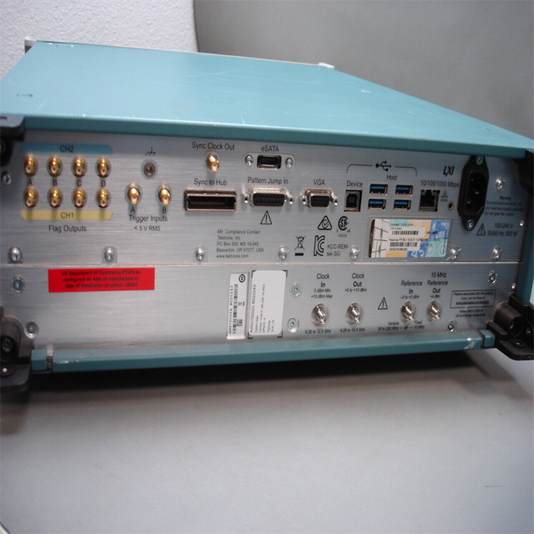 AWG70002-8.jpg