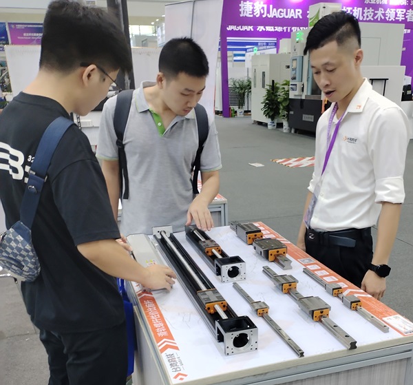 da659df9da26cd055f0c83bf9c9ba3d(1) - 副本.jpg