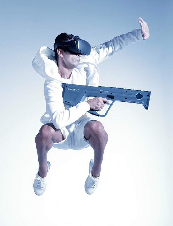 TIT016.-StrikerVR-Blaster-(.jpg