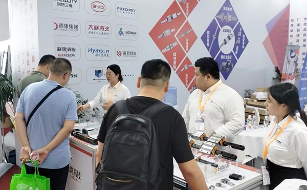 直线导轨运转过程中如何避免震动发生？