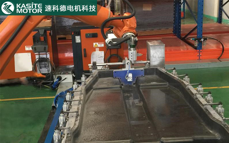 4060 ER-S主轴SMC复合材料去毛刺.jpg